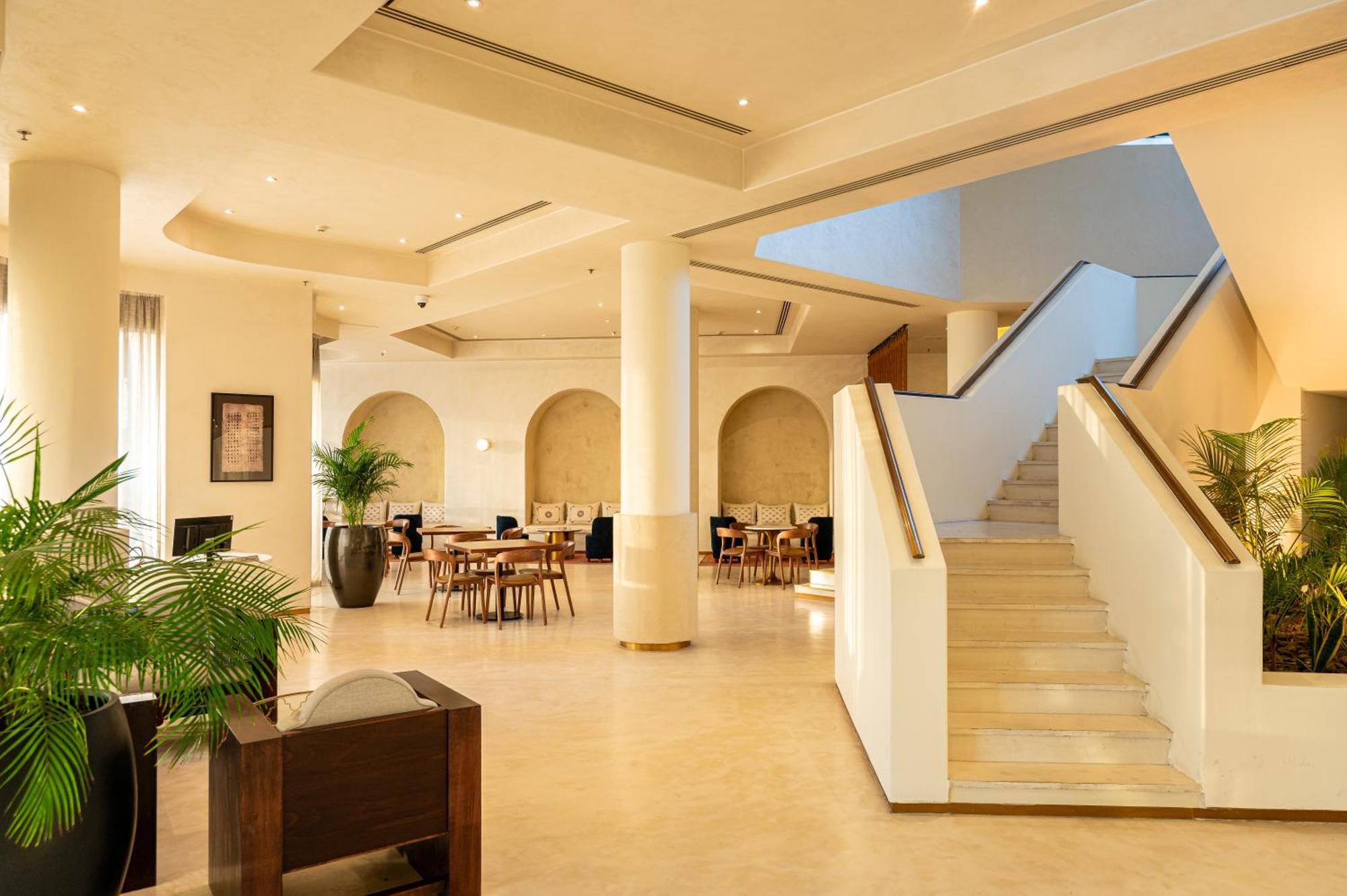 Majestic Cove Hotel - Formerly Le Meridien Fairway 두바이 외부 사진