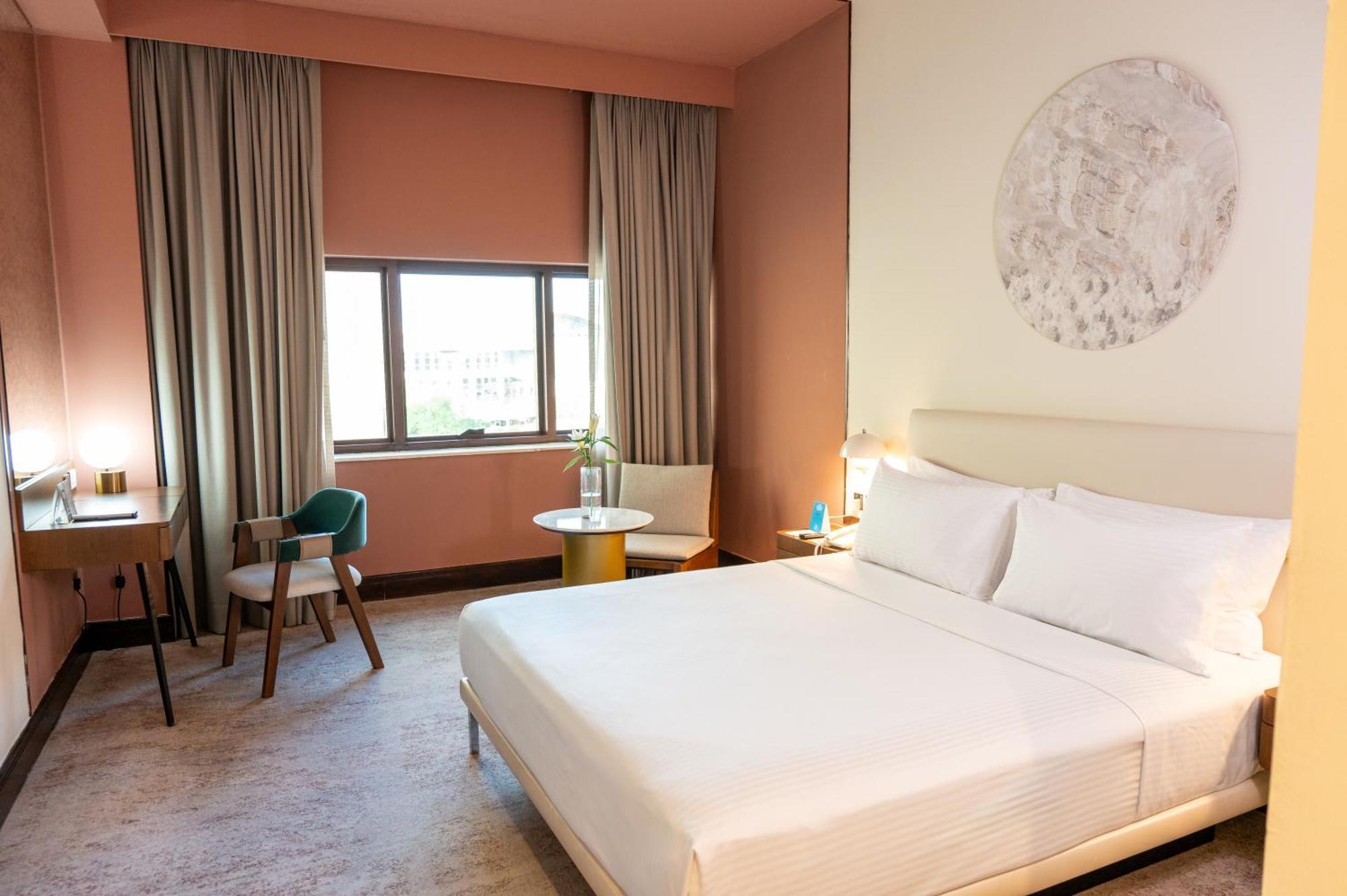 Majestic Cove Hotel - Formerly Le Meridien Fairway 두바이 외부 사진
